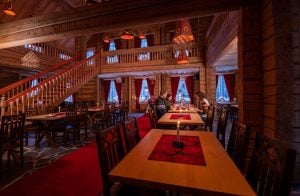 Das Weihnachtshaus von Frau Weihnachtsmann ist der perfekte Ort für ein Mittagessen im Weihnachtsmanndorf in Rovaniemi